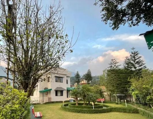 Hotel Alinda House Naukuchiatal By The Ghaur Bhīm Tāl Zewnętrze zdjęcie
